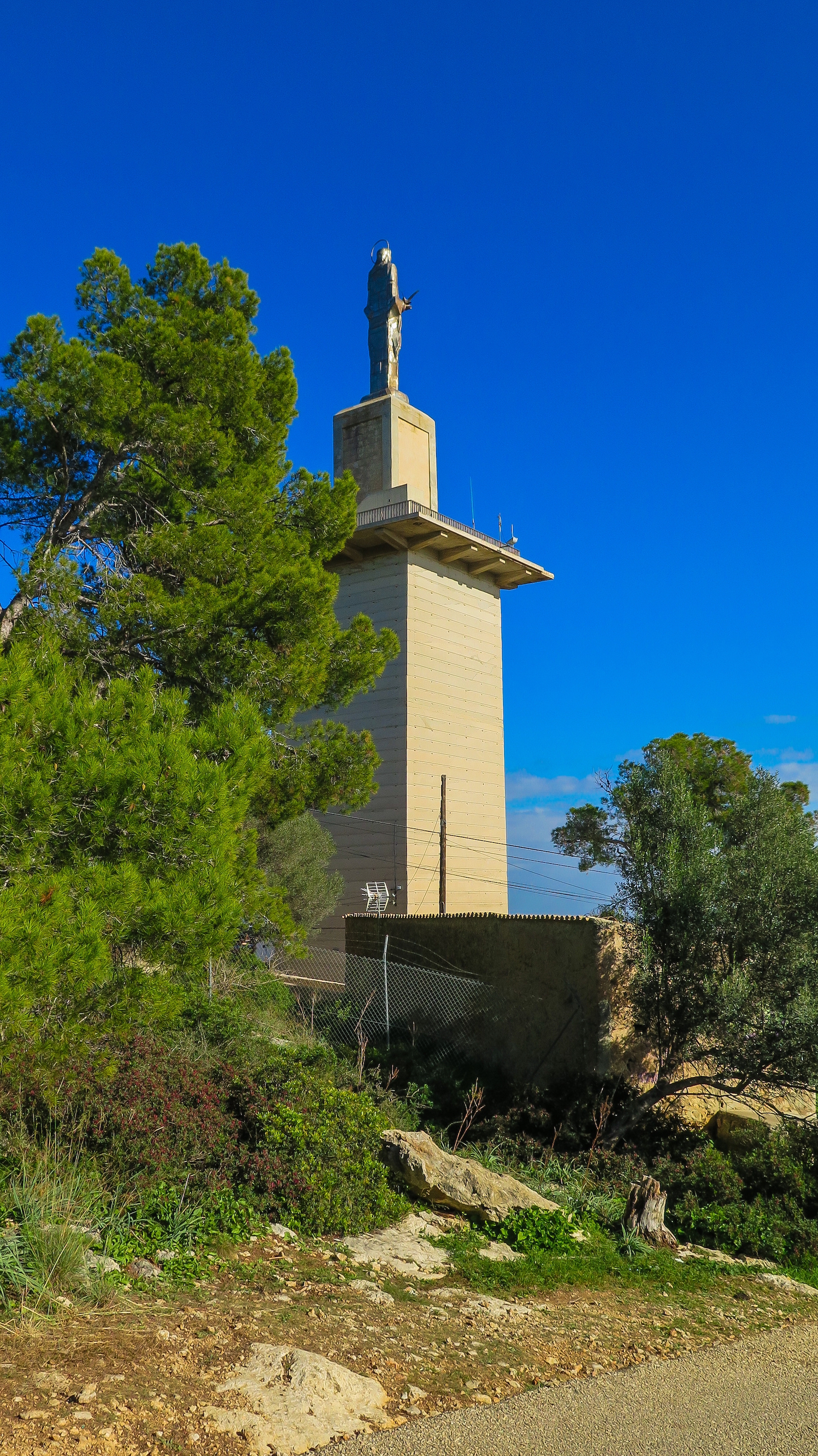 Monumento de Nuestra Señora de La Paz