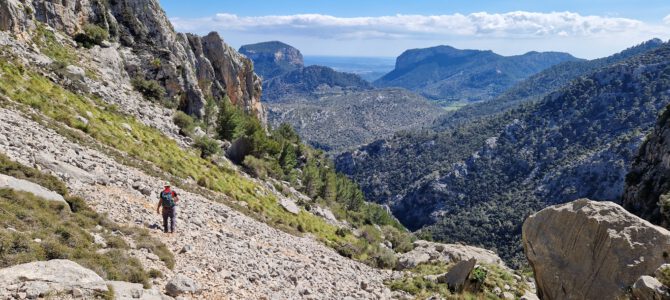 Puig Tossals Verds por Ses Capelletes y Coma des Cocó des Voltor