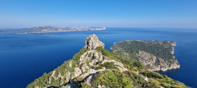 Puig Romaní, Penya Roja, Talaia d’Alcúdia por la cresta sur