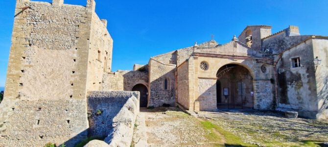 Puig de Maria y Puig de Santuïri